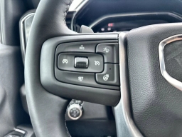 GMC Sierra 1500 SLT 4WD Crew Cab 157" 2026