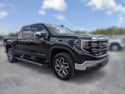 GMC Sierra 1500 SLT 4WD Crew Cab 147" 2026
