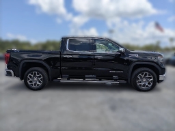 GMC Sierra 1500 SLT 4WD Crew Cab 147" 2026