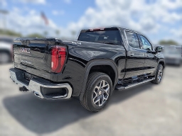 GMC Sierra 1500 SLT 4WD Crew Cab 147" 2026