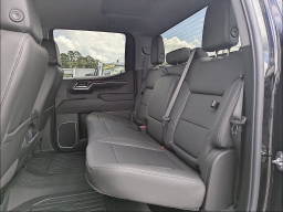 GMC Sierra 1500 SLT 4WD Crew Cab 147" 2026