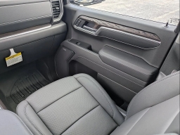 GMC Sierra 1500 SLT 4WD Crew Cab 147" 2026