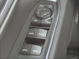 GMC Sierra 1500 SLT 4WD Crew Cab 147" 2026