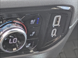GMC Sierra 1500 SLT 4WD Crew Cab 147" 2026