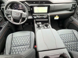 GMC Sierra 1500 AT4 4WD Crew Cab 147" 2026