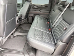 GMC Sierra 1500 AT4 4WD Crew Cab 147" 2026
