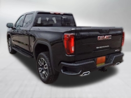 GMC Sierra 1500 AT4 4WD Crew Cab 147" 2026