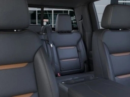 GMC Sierra 1500 AT4 4WD Crew Cab 147" 2026
