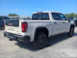 GMC Sierra 1500 AT4X 4WD Crew Cab 147" 2026