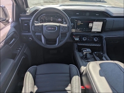 GMC Sierra 1500 AT4X 4WD Crew Cab 147" 2026