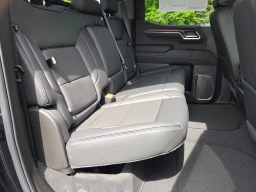 GMC Sierra 1500 Denali 4WD Crew Cab 147" 2026