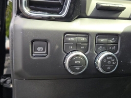 GMC Sierra 1500 Denali 4WD Crew Cab 147" 2026