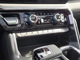 GMC Sierra 1500 Denali 4WD Crew Cab 147" 2026