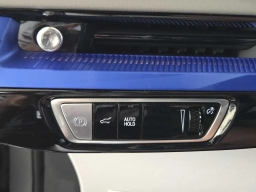 Cadillac OPTIQ Luxury 4dr w/1SC 2026
