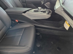 Cadillac OPTIQ Luxury 4dr w/1SC 2026