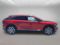Cadillac OPTIQ Luxury 4dr w/1SC 2026