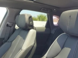 Cadillac OPTIQ Luxury 4dr w/1SC 2026