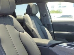 Cadillac OPTIQ Luxury 4dr w/1SC 2026