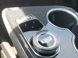 Cadillac OPTIQ Luxury 4dr w/1SC 2026