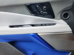 Cadillac OPTIQ Luxury 4dr w/1SC 2026