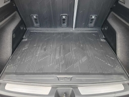 Cadillac OPTIQ Luxury 4dr w/1SC 2026