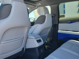 Cadillac OPTIQ Luxury 4dr w/1SC 2026