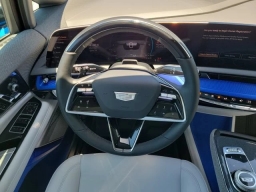 Cadillac OPTIQ Luxury 4dr w/1SC 2026