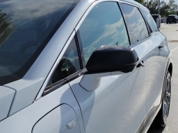 Cadillac OPTIQ Luxury 4dr 2027