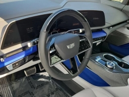 Cadillac OPTIQ Luxury 4dr 2027