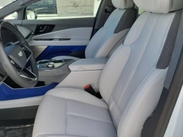 Cadillac OPTIQ Luxury 4dr 2027