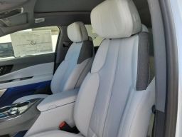 Cadillac OPTIQ Luxury 4dr 2027