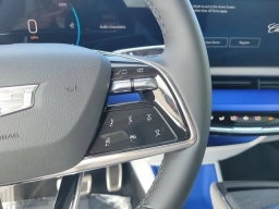 Cadillac OPTIQ Luxury 4dr 2027