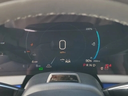 Cadillac OPTIQ Luxury 4dr 2027