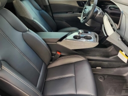 Cadillac OPTIQ Luxury 4dr w/1SC 2026