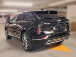 Cadillac OPTIQ Premium Luxury 4dr w/1SE 2026