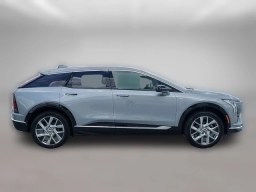Cadillac OPTIQ Premium Luxury 4dr w/1SE 2026