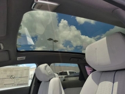 Cadillac OPTIQ Premium Luxury 4dr w/1SE 2026