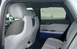 Cadillac OPTIQ Sport 4dr w/1SF 2026