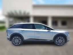 Cadillac OPTIQ Premium Sport 4dr w/1SH 2026