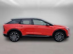 Cadillac OPTIQ Premium Sport 4dr w/1SH 2026