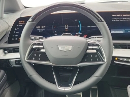 Cadillac OPTIQ Premium Sport 4dr w/1SH 2026
