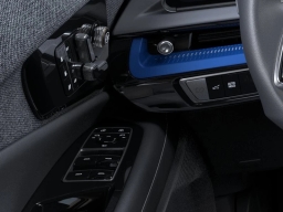 Cadillac OPTIQ OPTIQ-V 4dr 2026