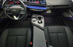 Cadillac OPTIQ OPTIQ-V 4dr 2026