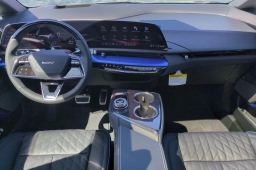 Cadillac OPTIQ OPTIQ-V 4dr 2026