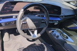 Cadillac OPTIQ OPTIQ-V 4dr 2026