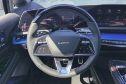 Cadillac OPTIQ OPTIQ-V 4dr 2026