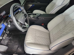 Cadillac OPTIQ OPTIQ-V 4dr 2026