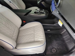Cadillac OPTIQ OPTIQ-V 4dr 2026