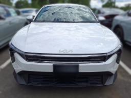 Kia K4 LXS Sedan 2026