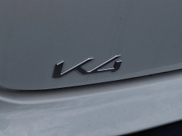 Kia K4 LXS Sedan 2026